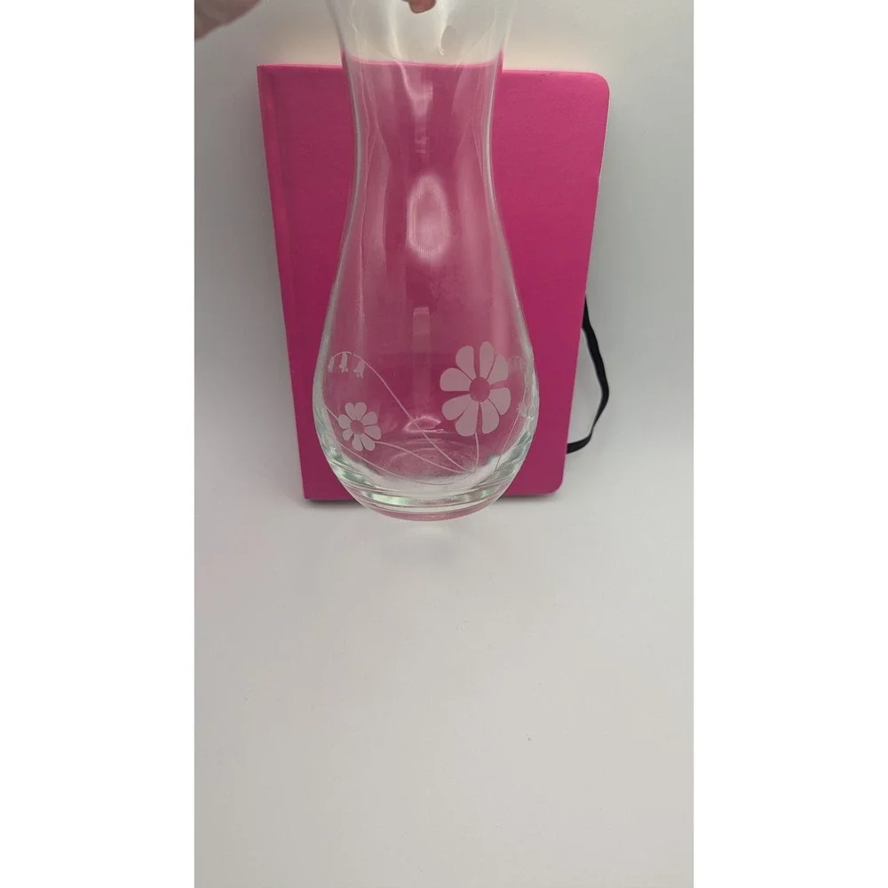 Vintage Etched Clear Glass Bud Vase Daisy‎ Floral Design Hourglass Shape 8